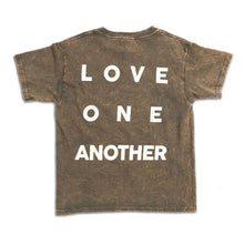 Load image into Gallery viewer, &quot;Vintage Love&quot; Tee
